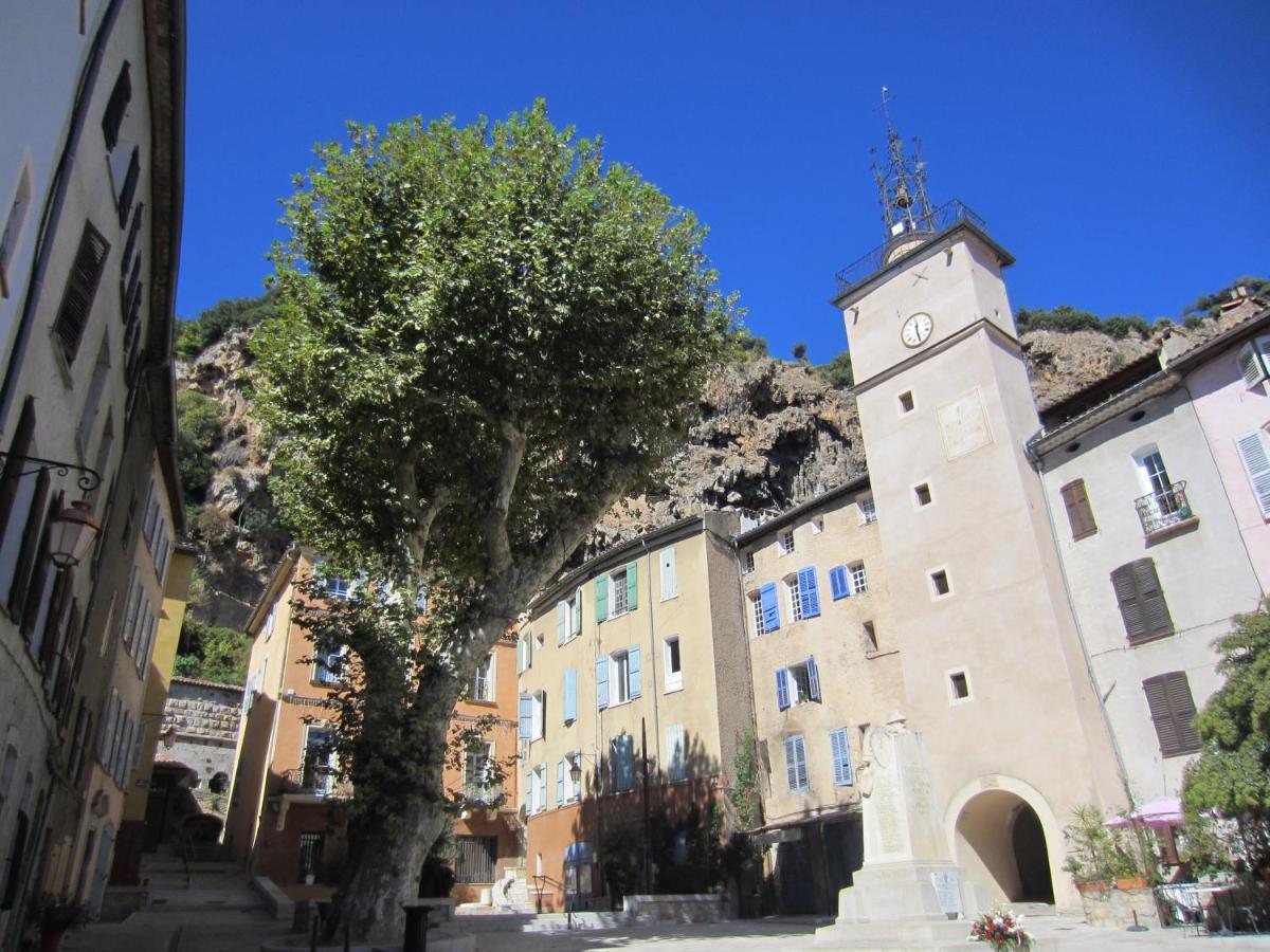 L' Esmerand Cotignac Exterior photo